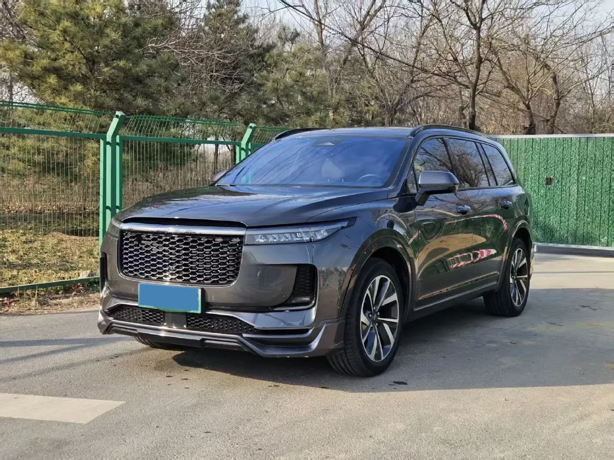 2021 Li ONE Range Extended 131HP REEV 40.5KWH,autocango,china used car exporter,china ev exporter,chinese used car exporter,chinese used ev exporter