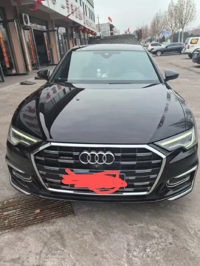 2023 Audi A6L 2.0T 245HP L4 7DCT,autocango,china used car exporter,china ev exporter,chinese used car exporter,chinese used ev exporter