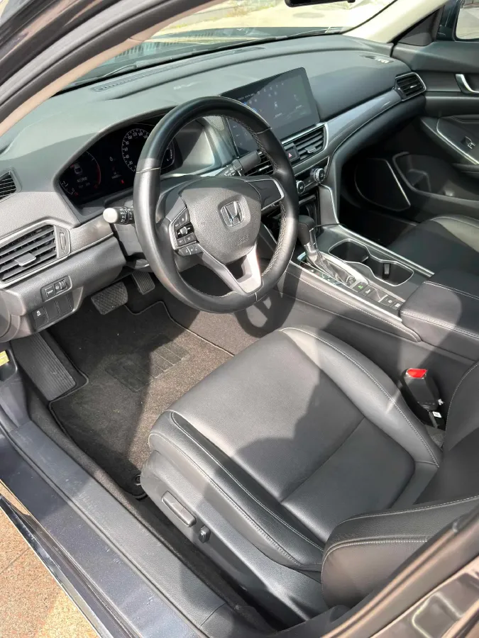 2022 Honda Accord 1.5T 194HP L4 CVT,autocango,china used car exporter,china ev exporter,chinese used car exporter,chinese used ev exporter