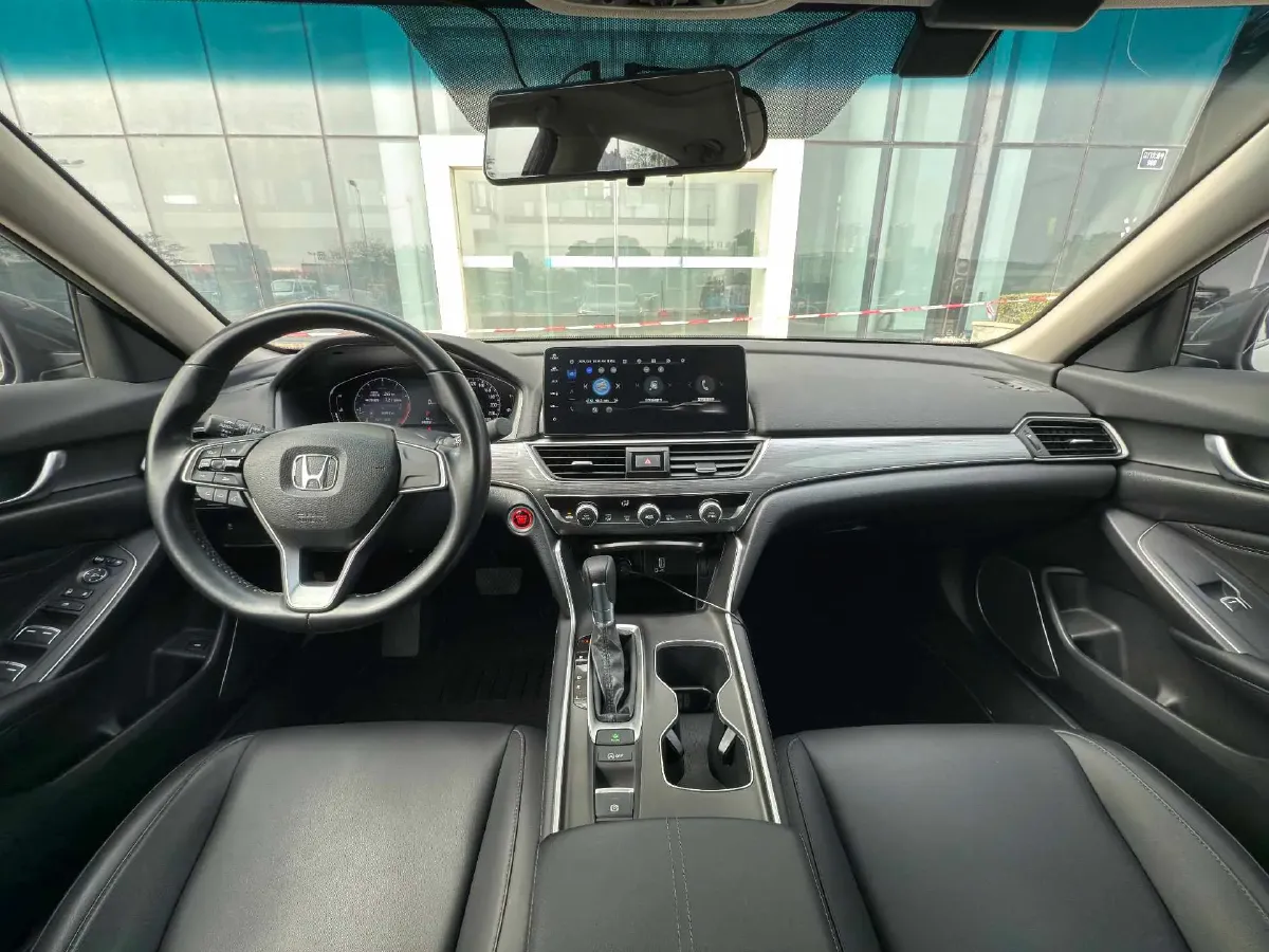 2022 Honda Accord 1.5T 194HP L4 CVT,autocango,china used car exporter,china ev exporter,chinese used car exporter,chinese used ev exporter