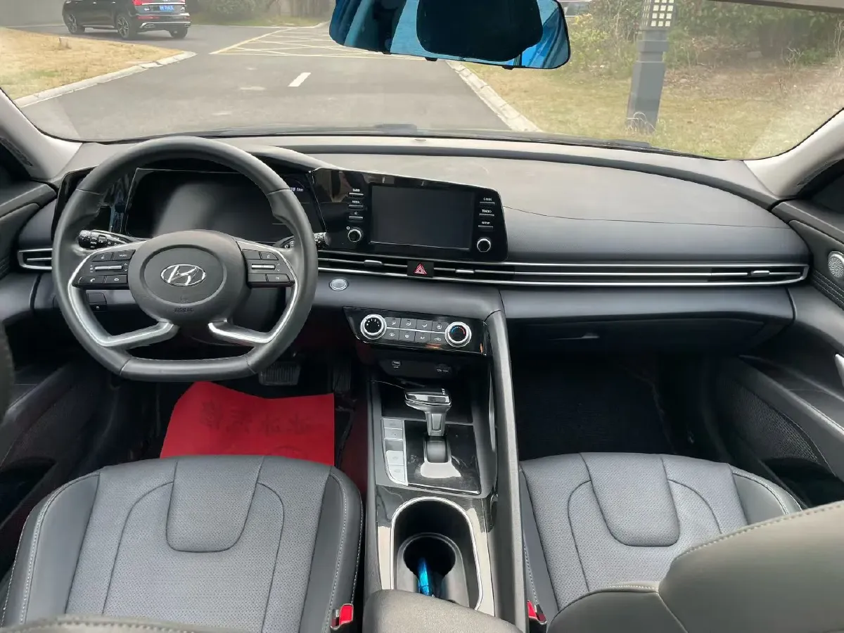 2021 Hyundai Elantra 1.5L 115HP L4 CVT,autocango,china used car exporter,china ev exporter,chinese used car exporter,chinese used ev exporter