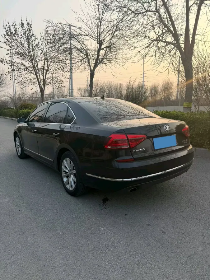 2016 Volkswagen Passat 1.8T 180HP L4 7DCT,autocango,china used car exporter,china ev exporter,chinese used car exporter,chinese used ev exporter