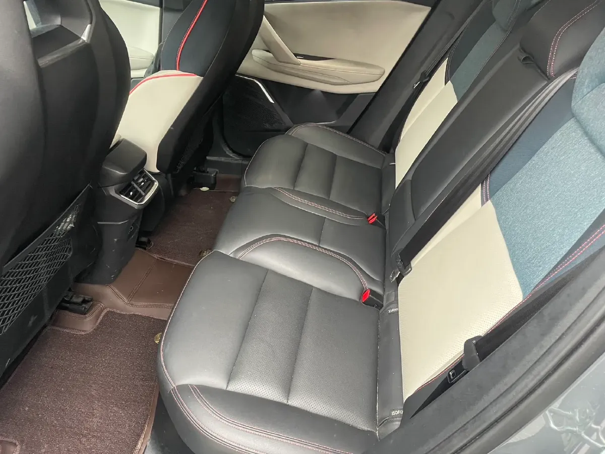 2023 LYNK&CO 06 1.5T 181HP L4 7DCT,autocango,china used car exporter,china ev exporter,chinese used car exporter,chinese used ev exporter