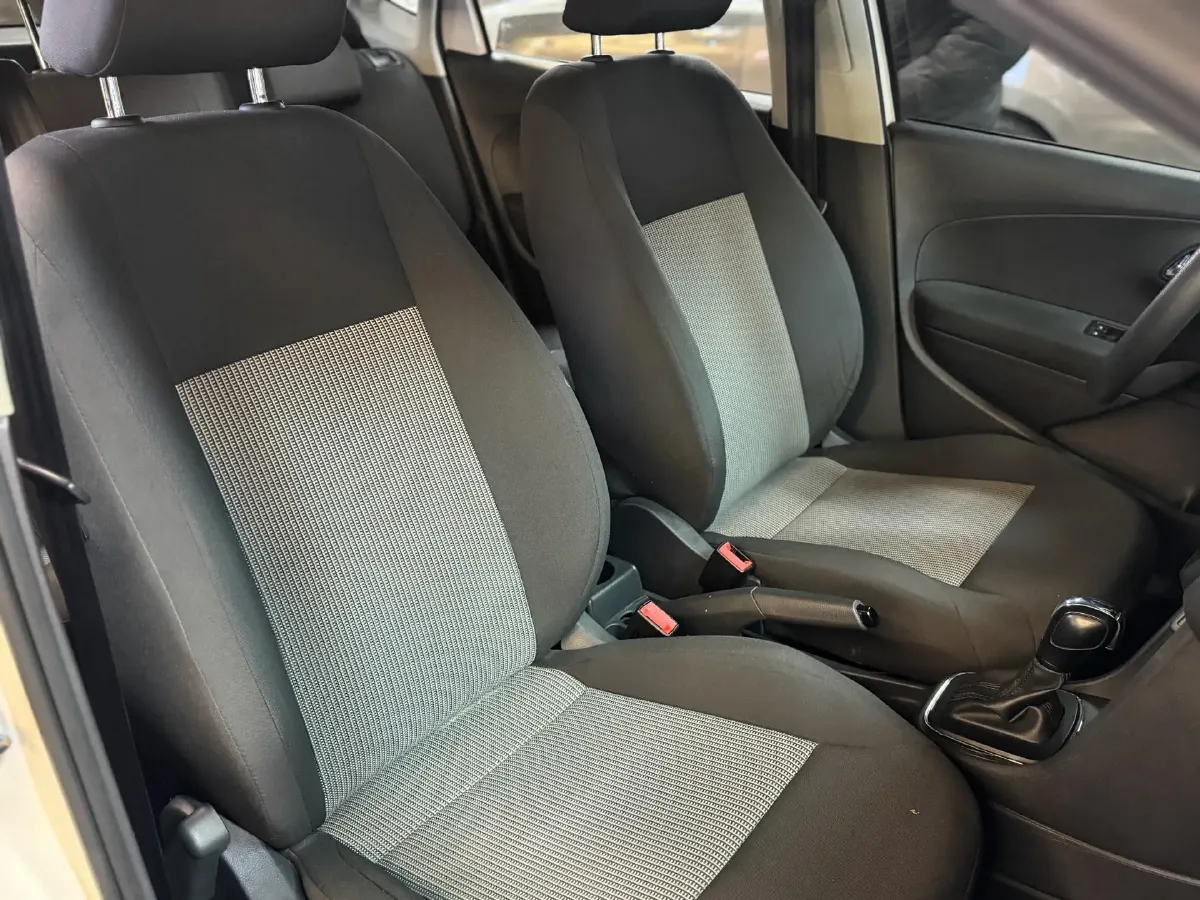 2016 Volkswagen Polo 1.4L 90HP L4 6AT,autocango,china used car exporter,china ev exporter,chinese used car exporter,chinese used ev exporter