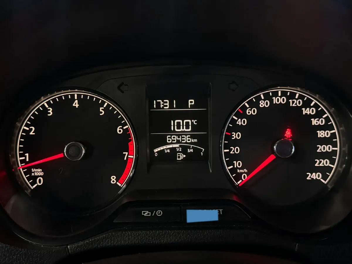 2016 Volkswagen Polo 1.4L 90HP L4 6AT,autocango,china used car exporter,china ev exporter,chinese used car exporter,chinese used ev exporter