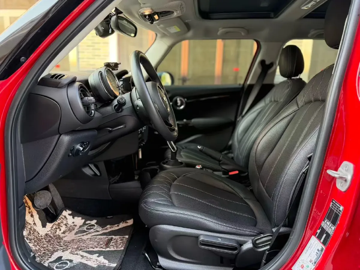 2020 MINI MINI 1.5T 102HP L3 7DCT,autocango,china used car exporter,china ev exporter,chinese used car exporter,chinese used ev exporter