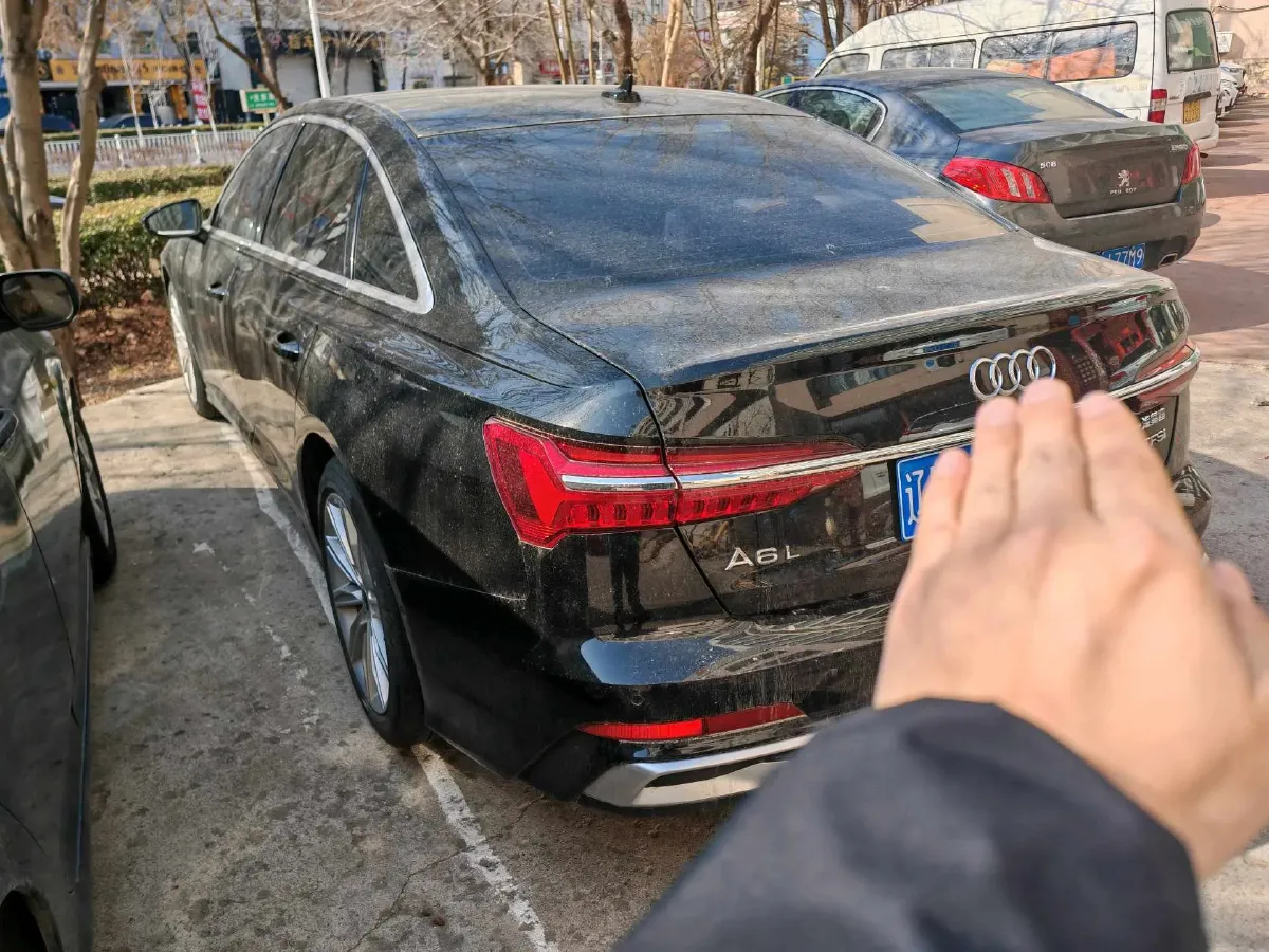 2024 Audi A6L 2.0T 245HP L4 7DCT,autocango,china used car exporter,china ev exporter,chinese used car exporter,chinese used ev exporter