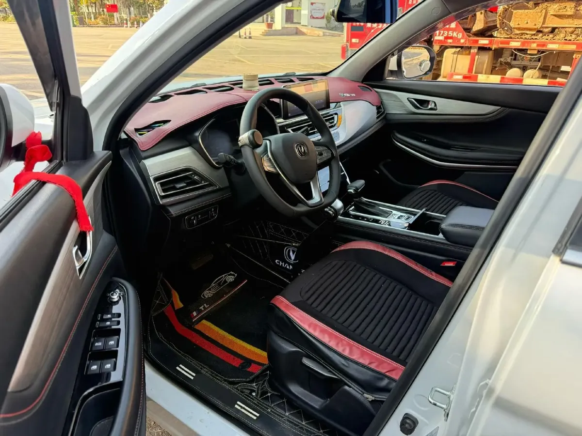 2020 ChangAn CS75 1.5T 178HP L4 7DCT,autocango,china used car exporter,china ev exporter,chinese used car exporter,chinese used ev exporter