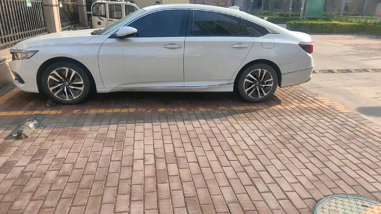 2022 Honda Accord 2.0L 146HP L4 E-CVT Hybrid,autocango,china used car exporter,china ev exporter,chinese used car exporter,chinese used ev exporter