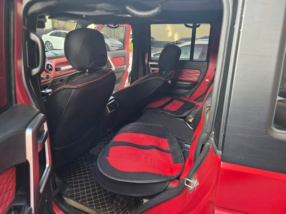 2021 Beijing BJ40 2.0T 163HP L4 8AT,autocango,china used car exporter,china ev exporter,chinese used car exporter,chinese used ev exporter