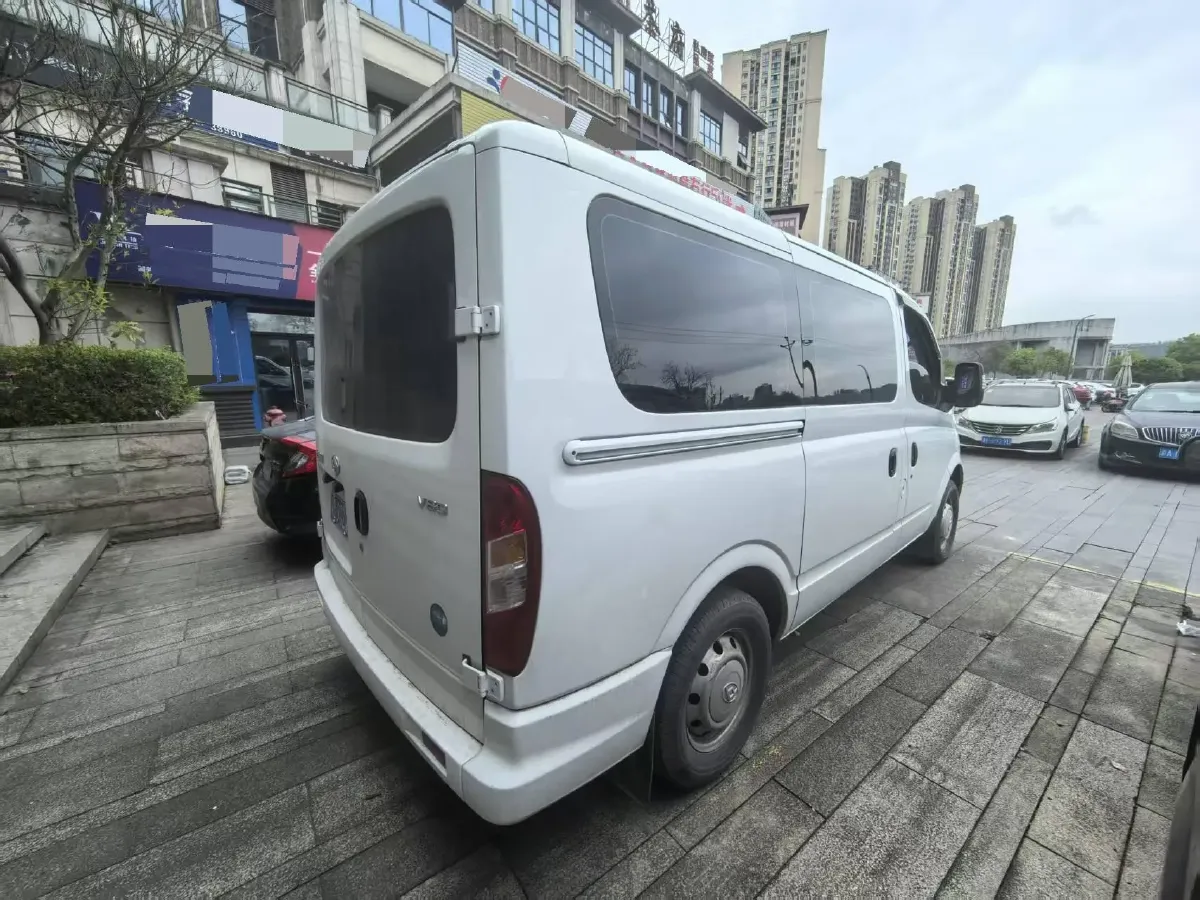 2021 MAXUS XinTu V80 2.0T 139HP L4 6MT,autocango,china used car exporter,china ev exporter,chinese used car exporter,chinese used ev exporter