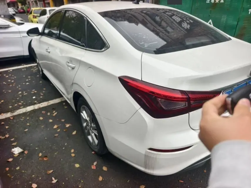 2019 ChangAn Eado 1.6L 128HP L4 5MT,autocango,china used car exporter,china ev exporter,chinese used car exporter,chinese used ev exporter