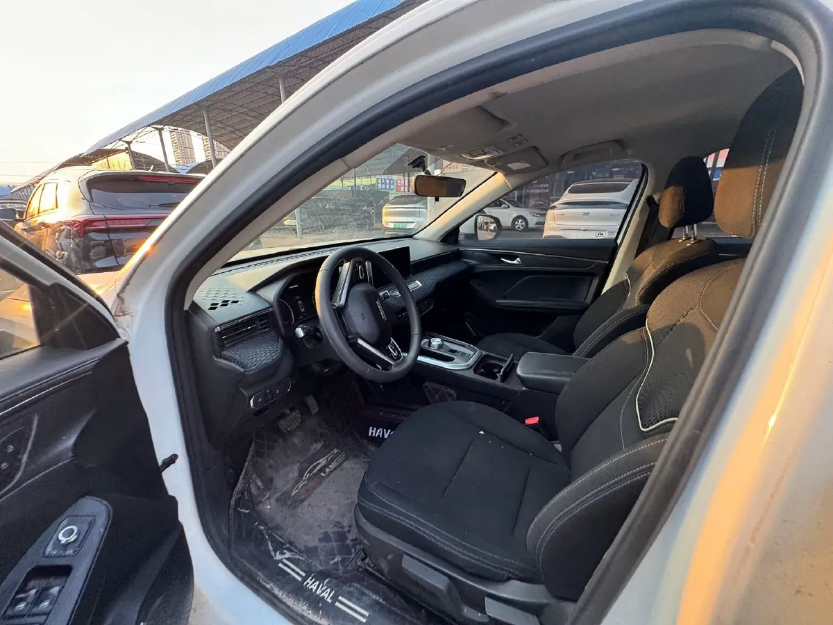 2021 Haval Jolion 1.5T 150HP L4 7DCT,autocango,china used car exporter,china ev exporter,chinese used car exporter,chinese used ev exporter