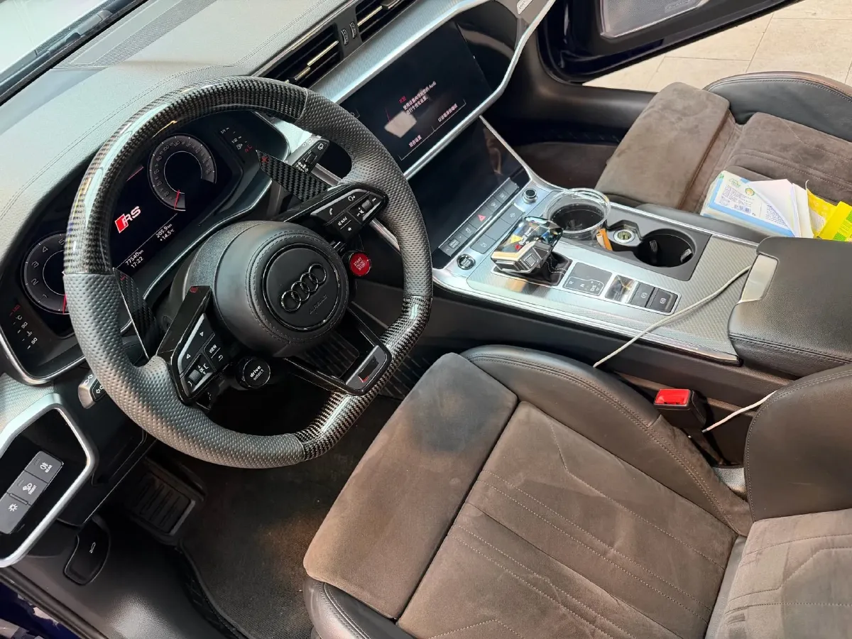 2021 Audi A6 2.0T 245HP L4 7DCT,autocango,china used car exporter,china ev exporter,chinese used car exporter,chinese used ev exporter