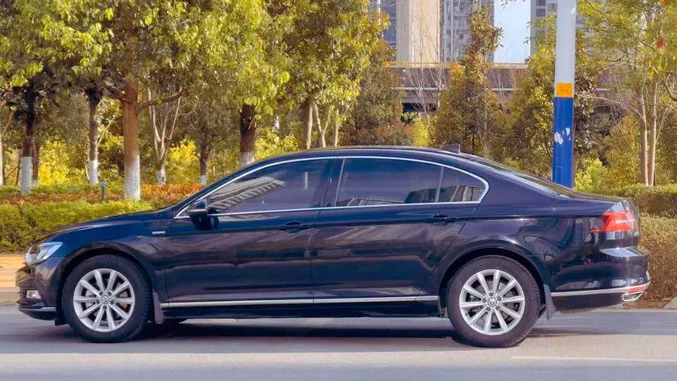 2019 Chevrolet Malibu XL 2.0T 241HP L4 9AT,autocango,china used car exporter,china ev exporter,chinese used car exporter,chinese used ev exporter