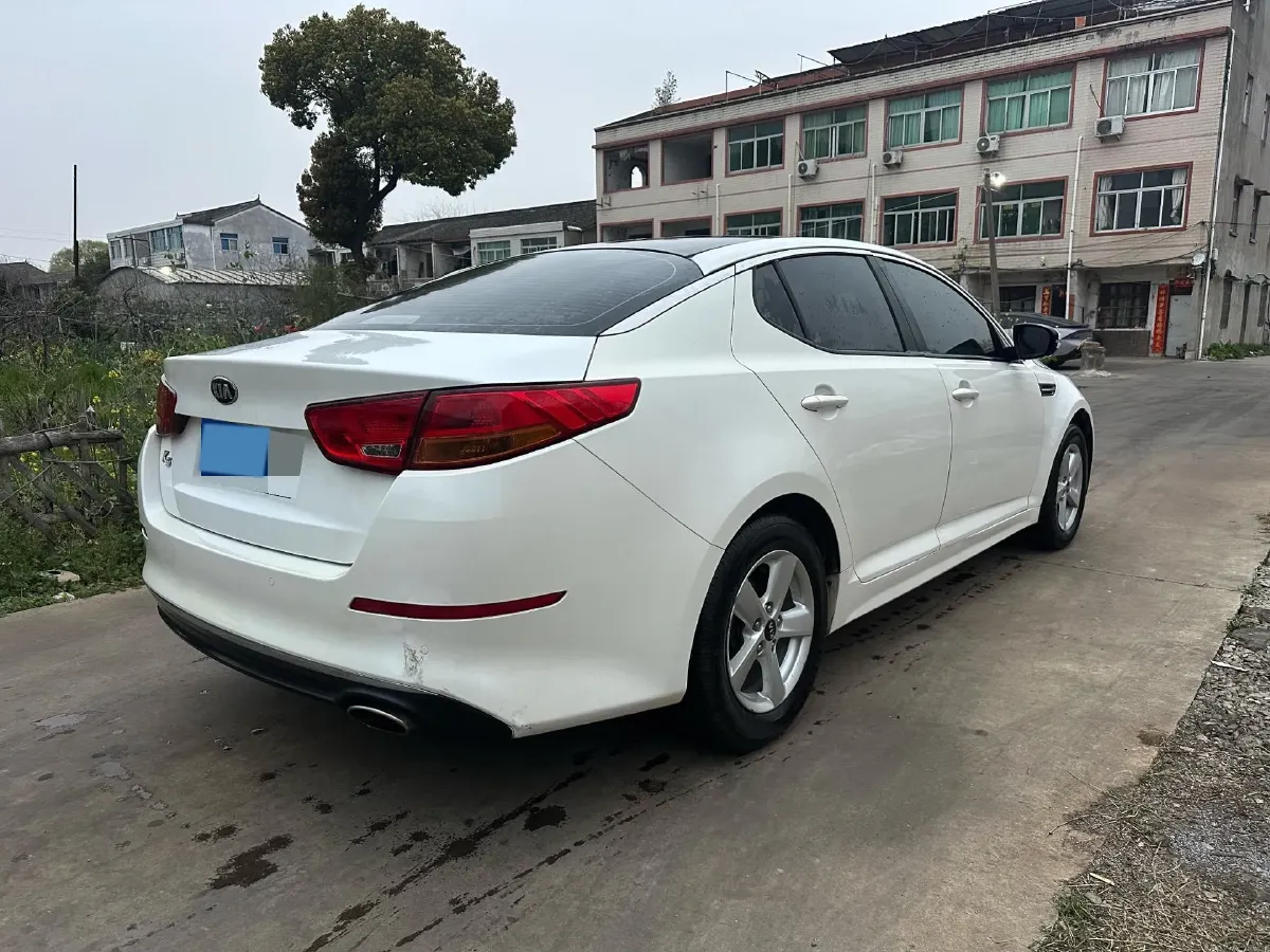 2017 Kia K5 2.0L 161HP L4 6AT,autocango,china used car exporter,china ev exporter,chinese used car exporter,chinese used ev exporter