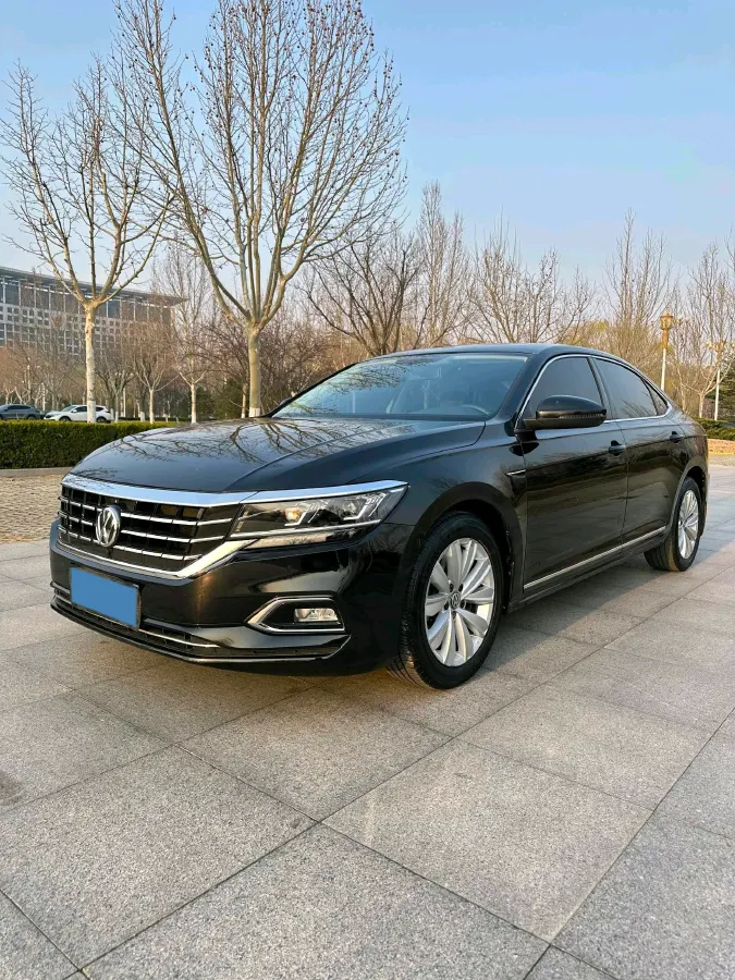 2019 Skoda Kodiak 2.0T 186HP L4 7DCT,autocango,china used car exporter,china ev exporter,chinese used car exporter,chinese used ev exporter