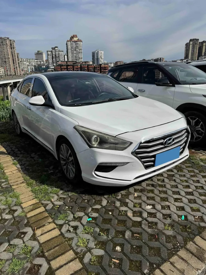 2019 Hyundai Mistra 1.8L 143HP L4 6AT,autocango,china used car exporter,china ev exporter,chinese used car exporter,chinese used ev exporter