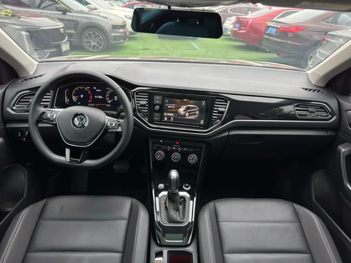 2019 Volkswagen T-Roc 1.4T 150HP L4 7DCT,autocango,china used car exporter,china ev exporter,chinese used car exporter,chinese used ev exporter