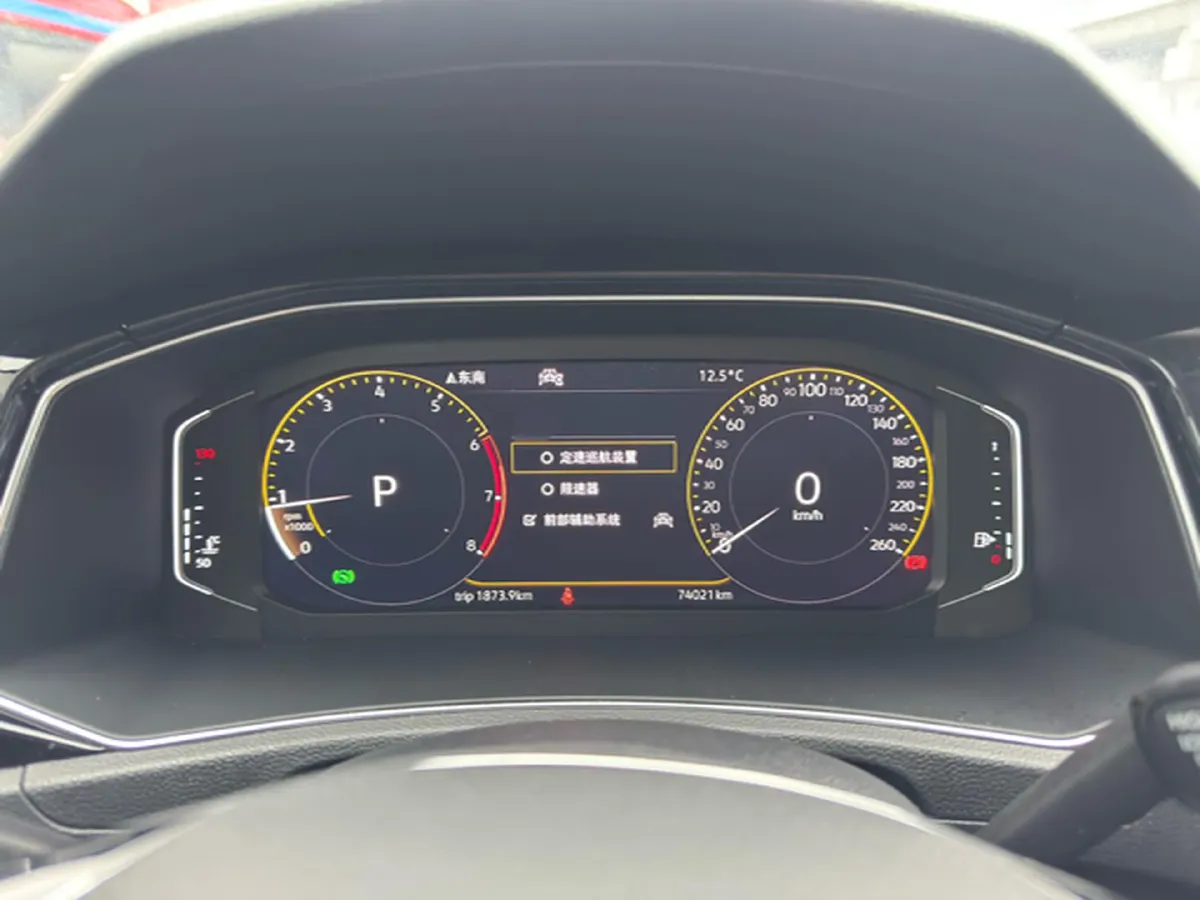 2019 Volkswagen T-Roc 1.4T 150HP L4 7DCT,autocango,china used car exporter,china ev exporter,chinese used car exporter,chinese used ev exporter