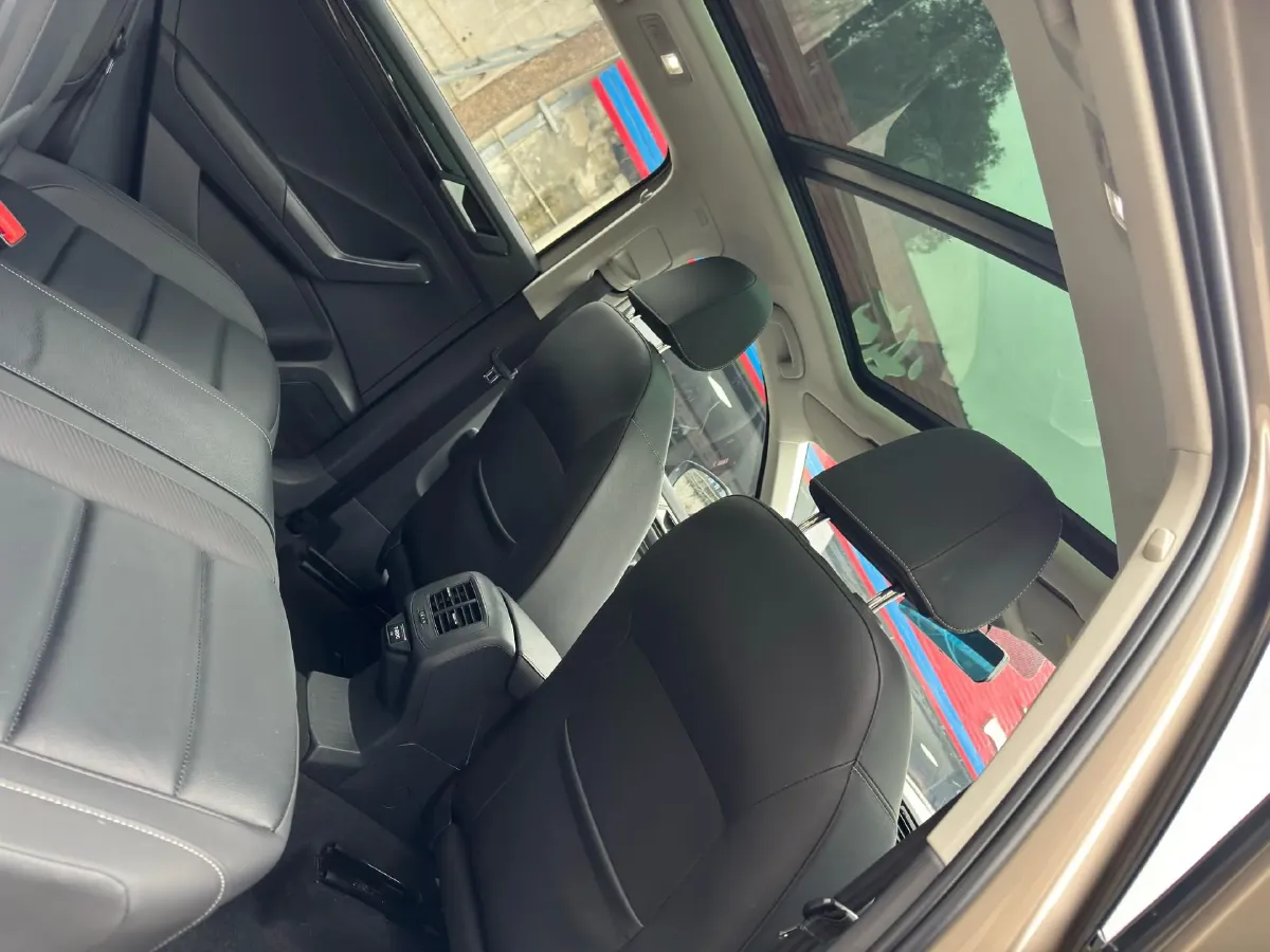 2019 Volkswagen T-Roc 1.4T 150HP L4 7DCT,autocango,china used car exporter,china ev exporter,chinese used car exporter,chinese used ev exporter