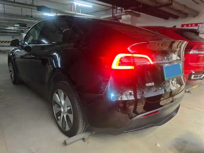 2022 Tesla Model Y BEV 60KWH,autocango,china used car exporter,china ev exporter,chinese used car exporter,chinese used ev exporter