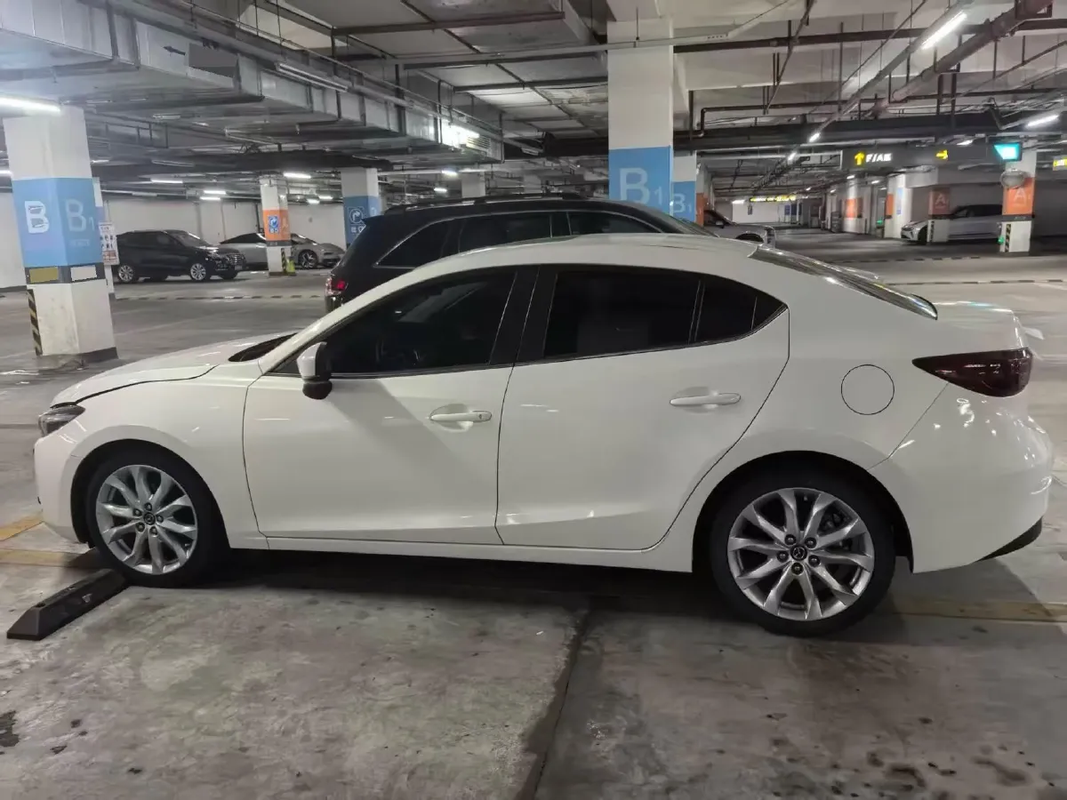 2017 Mazda 3 Axela 1.5L 117HP L4 6AT,autocango,china used car exporter,china ev exporter,chinese used car exporter,chinese used ev exporter