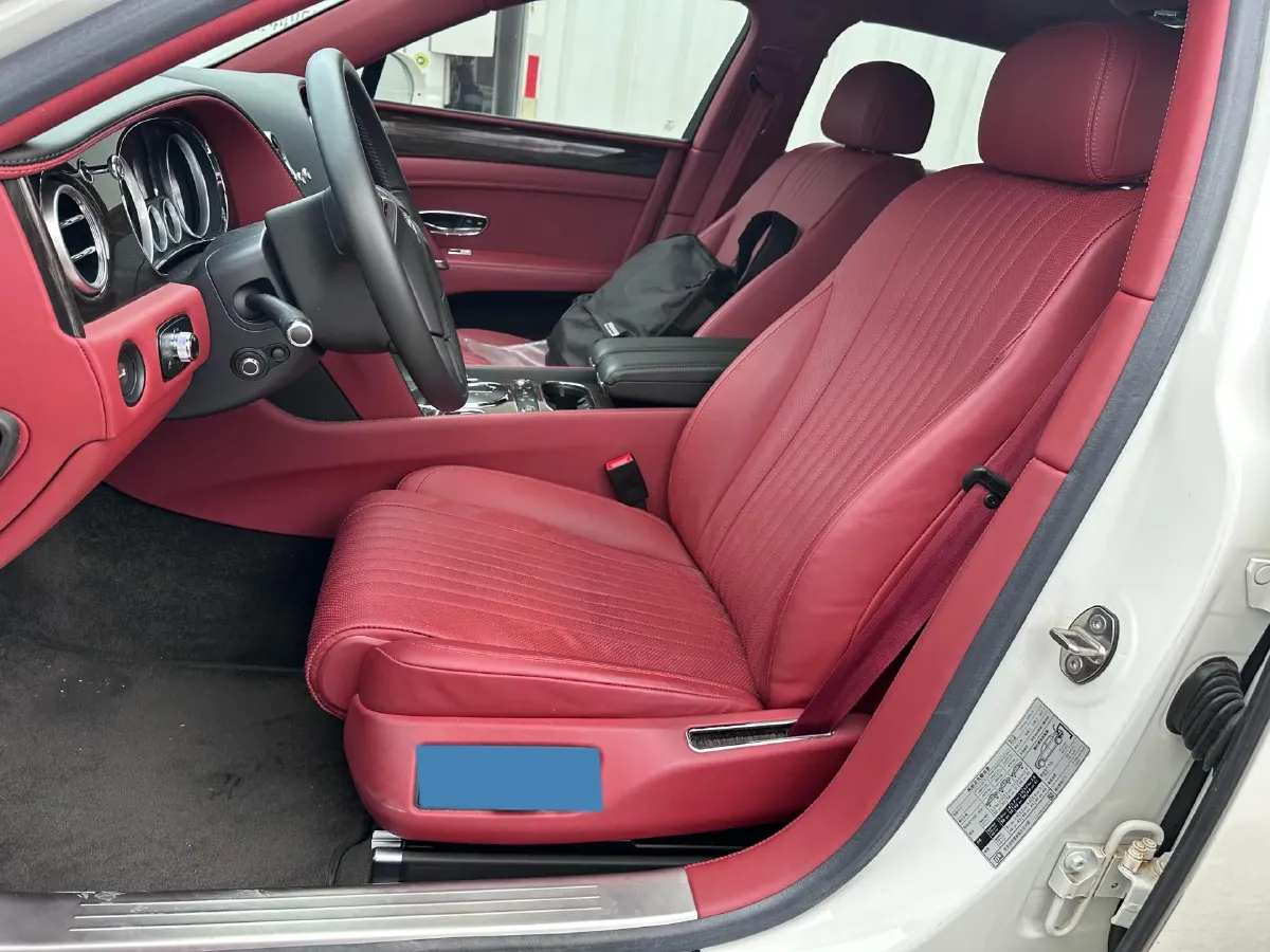 2017 Bentley Flying Spur 4.0T 507HP V8 8AT,autocango,china used car exporter,china ev exporter,chinese used car exporter,chinese used ev exporter