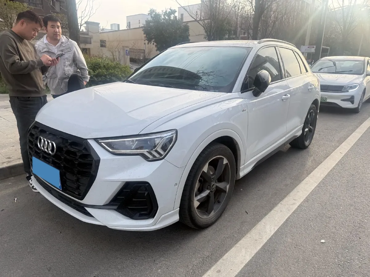 2021 Audi Q3 1.4T 150HP L4 7DCT,autocango,china used car exporter,china ev exporter,chinese used car exporter,chinese used ev exporter