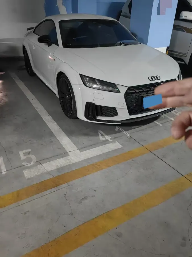 2017 Audi TT 2.0T 230HP L4 6DCT,autocango,china used car exporter,china ev exporter,chinese used car exporter,chinese used ev exporter