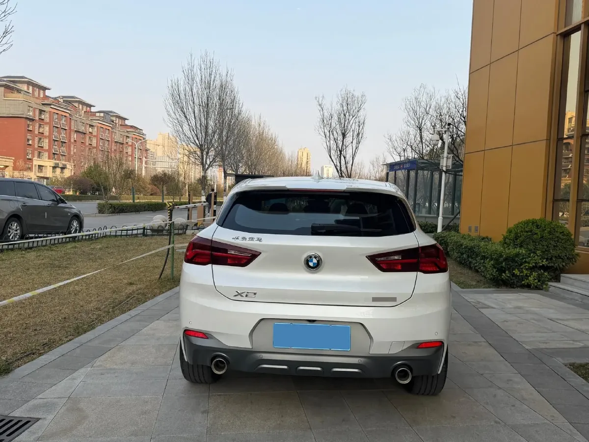 2021 BMW X2 2.0T 192HP L4 7DCT,autocango,china used car exporter,china ev exporter,chinese used car exporter,chinese used ev exporter