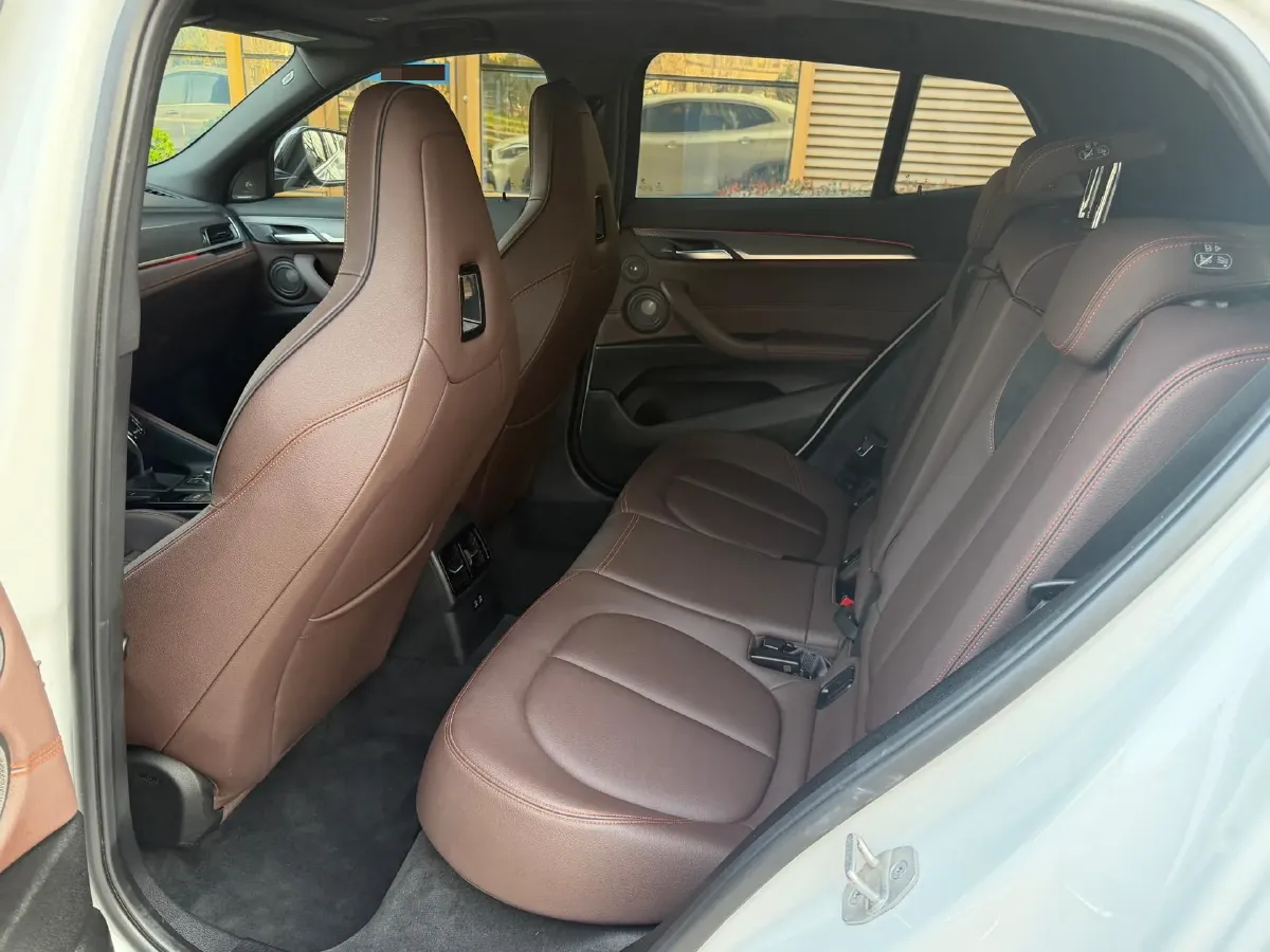 2021 BMW X2 2.0T 192HP L4 7DCT,autocango,china used car exporter,china ev exporter,chinese used car exporter,chinese used ev exporter