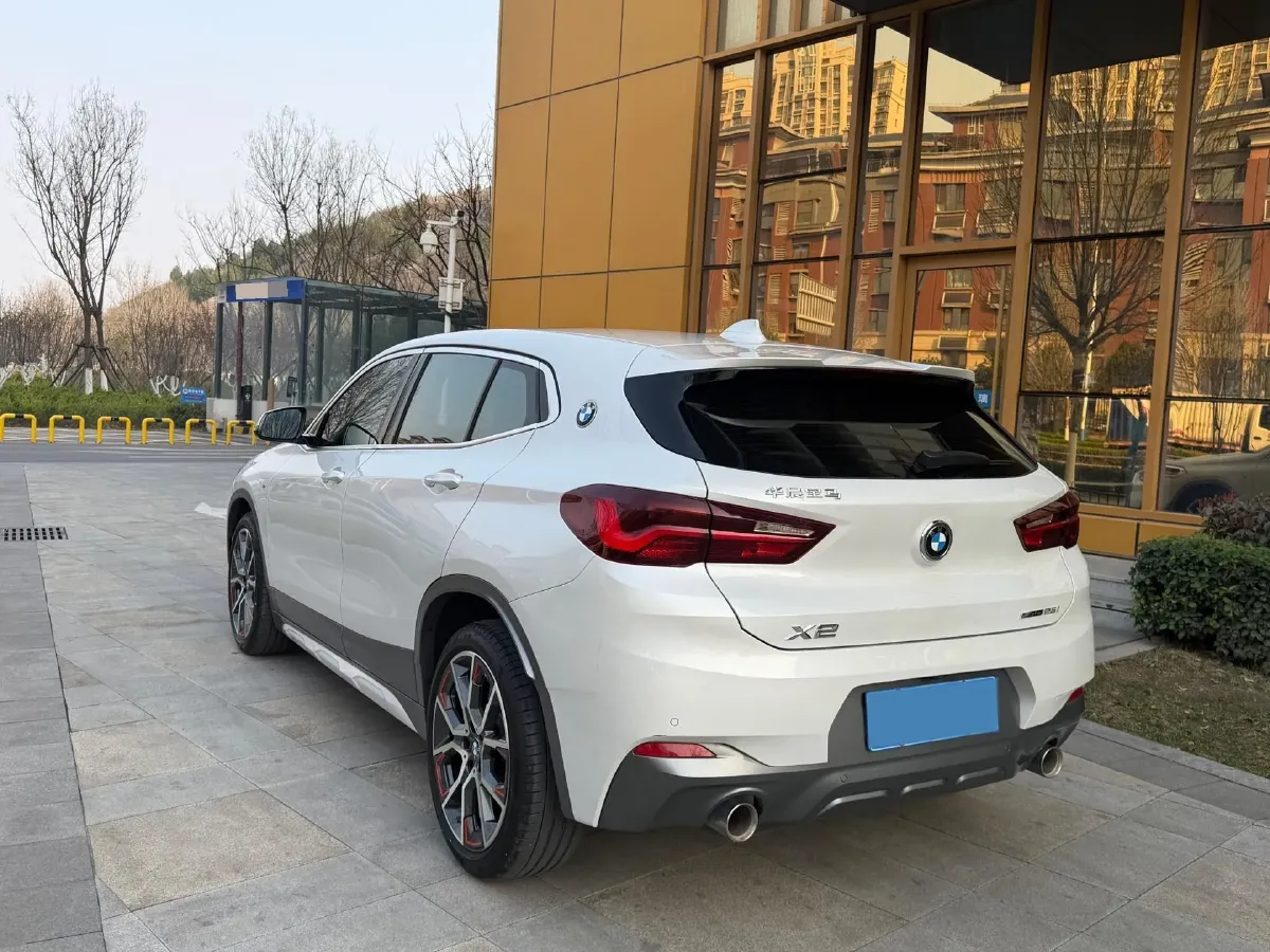 2021 BMW X2 2.0T 192HP L4 7DCT,autocango,china used car exporter,china ev exporter,chinese used car exporter,chinese used ev exporter