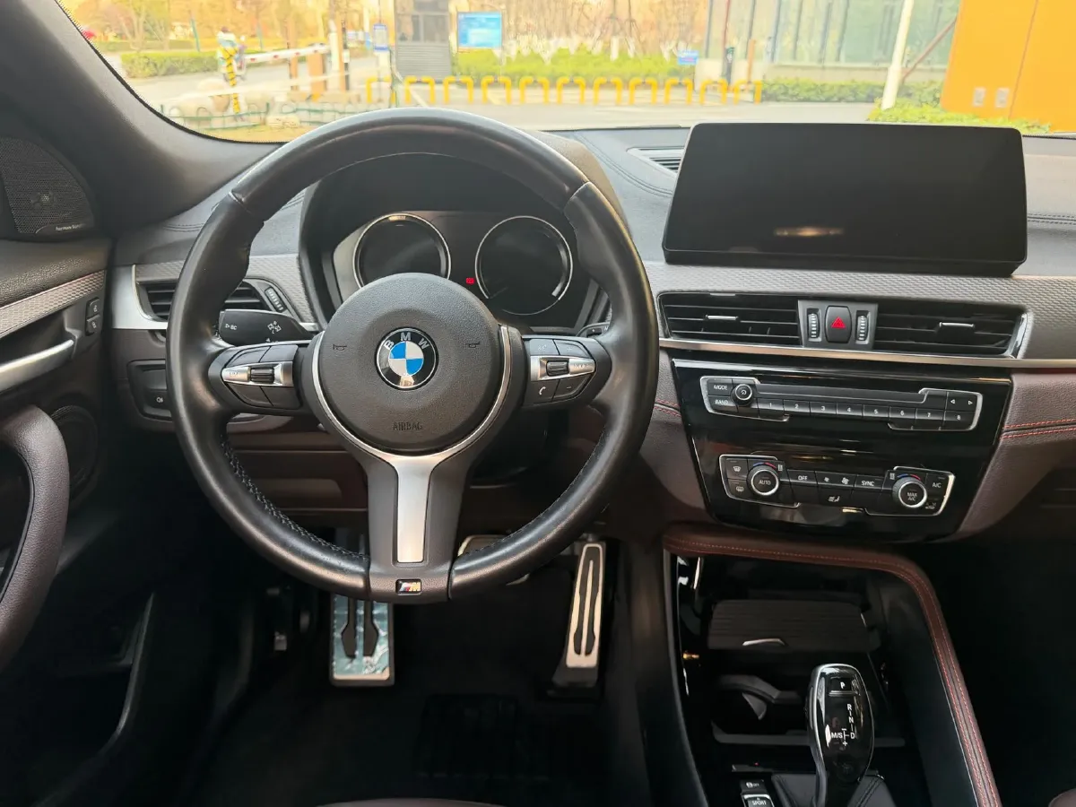 2021 BMW X2 2.0T 192HP L4 7DCT,autocango,china used car exporter,china ev exporter,chinese used car exporter,chinese used ev exporter