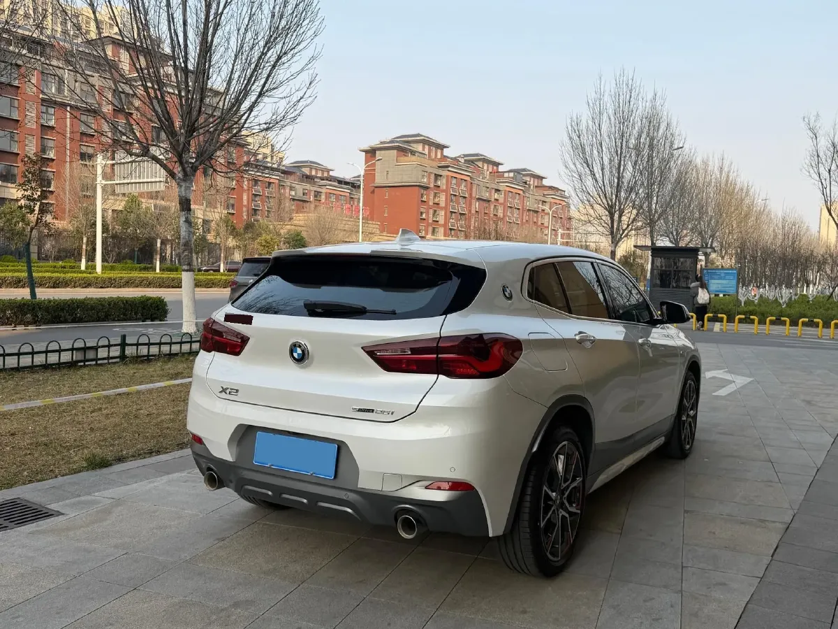 2021 BMW X2 2.0T 192HP L4 7DCT,autocango,china used car exporter,china ev exporter,chinese used car exporter,chinese used ev exporter