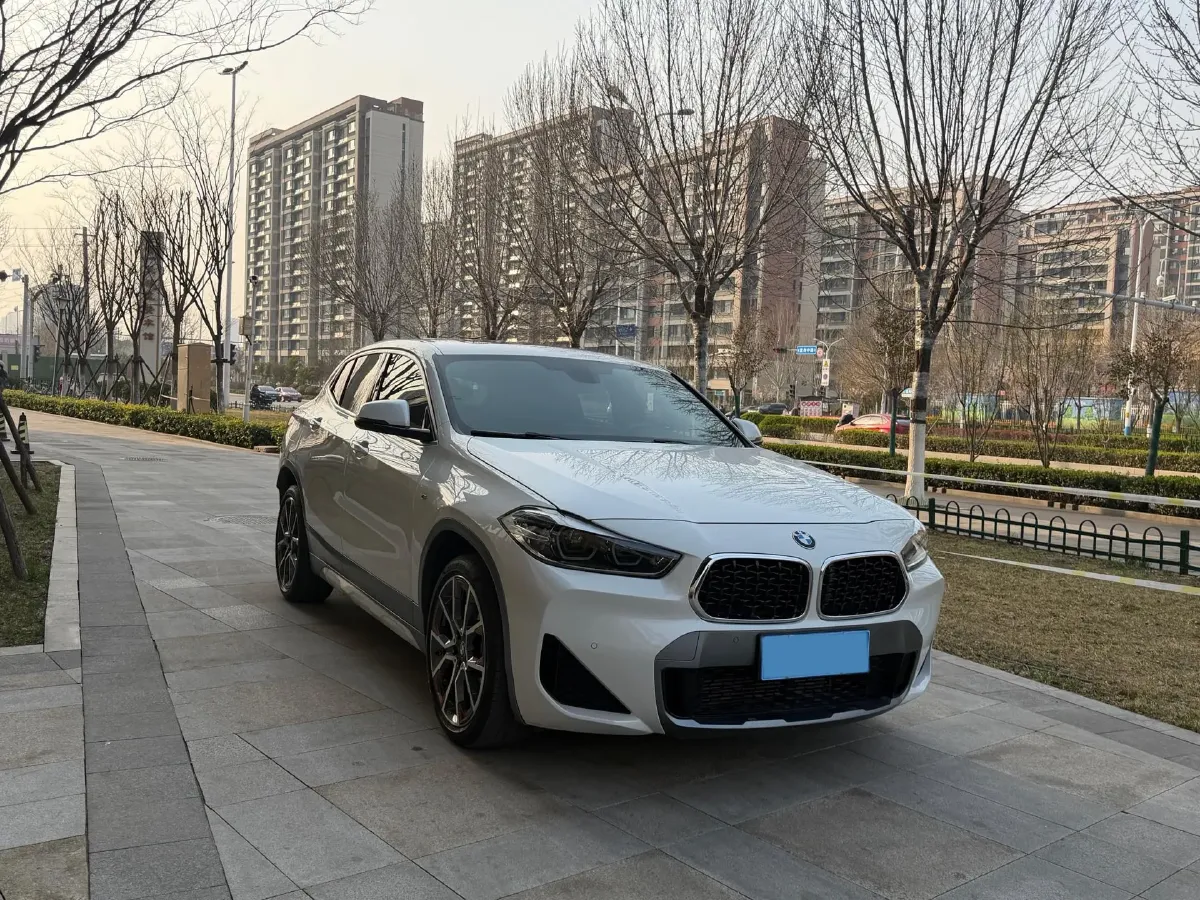 2021 BMW X2 2.0T 192HP L4 7DCT,autocango,china used car exporter,china ev exporter,chinese used car exporter,chinese used ev exporter