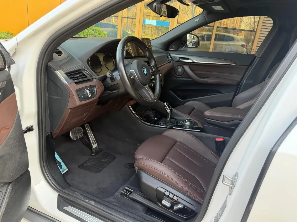 2021 BMW X2 2.0T 192HP L4 7DCT,autocango,china used car exporter,china ev exporter,chinese used car exporter,chinese used ev exporter