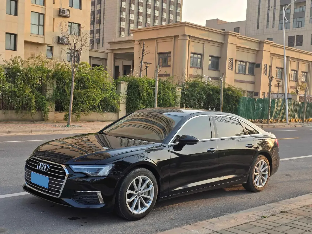 2020 Audi A6L 2.0T 190HP L4 7DCT,autocango,china used car exporter,china ev exporter,chinese used car exporter,chinese used ev exporter