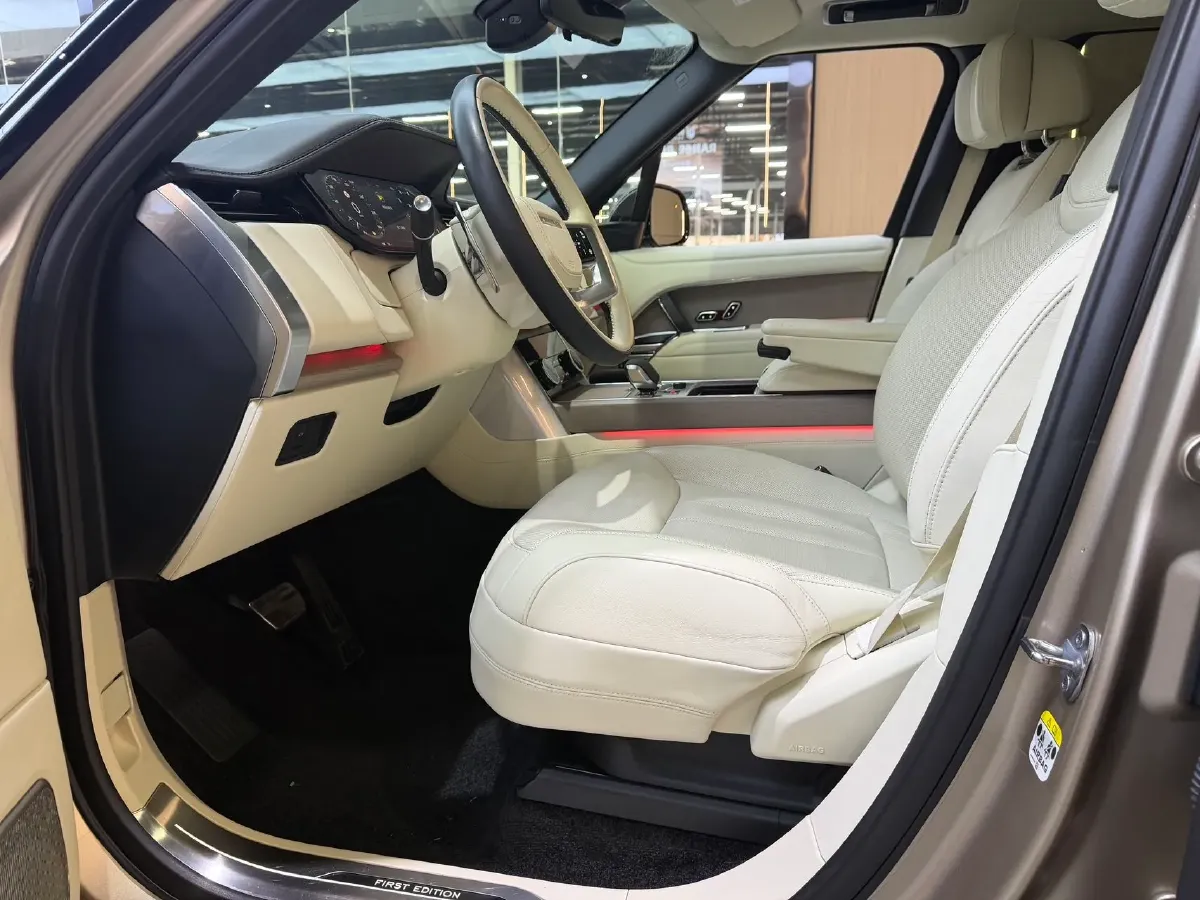 2022 Land Rover Range Rover 5.0T 564HP V8 8AT,autocango,china used car exporter,china ev exporter,chinese used car exporter,chinese used ev exporter