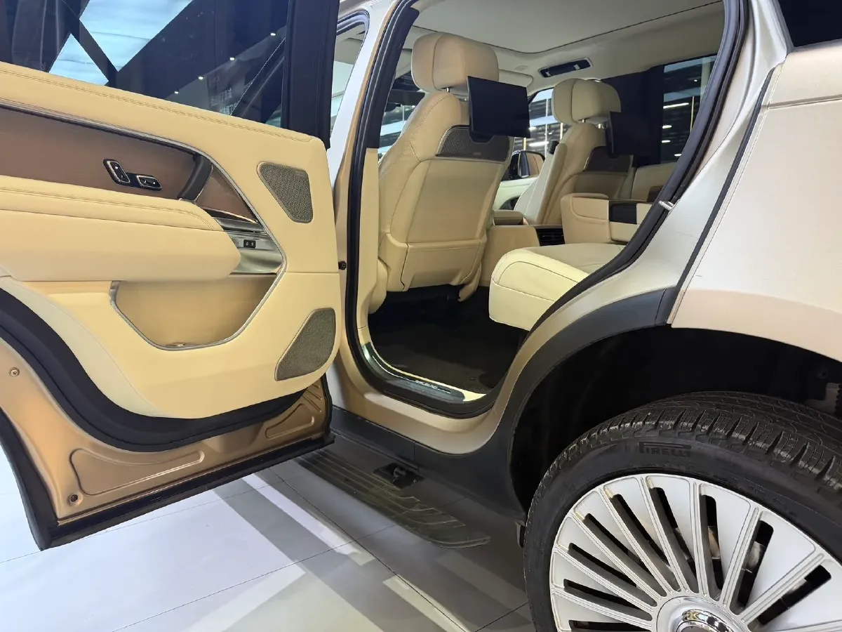 2022 Land Rover Range Rover 5.0T 564HP V8 8AT,autocango,china used car exporter,china ev exporter,chinese used car exporter,chinese used ev exporter