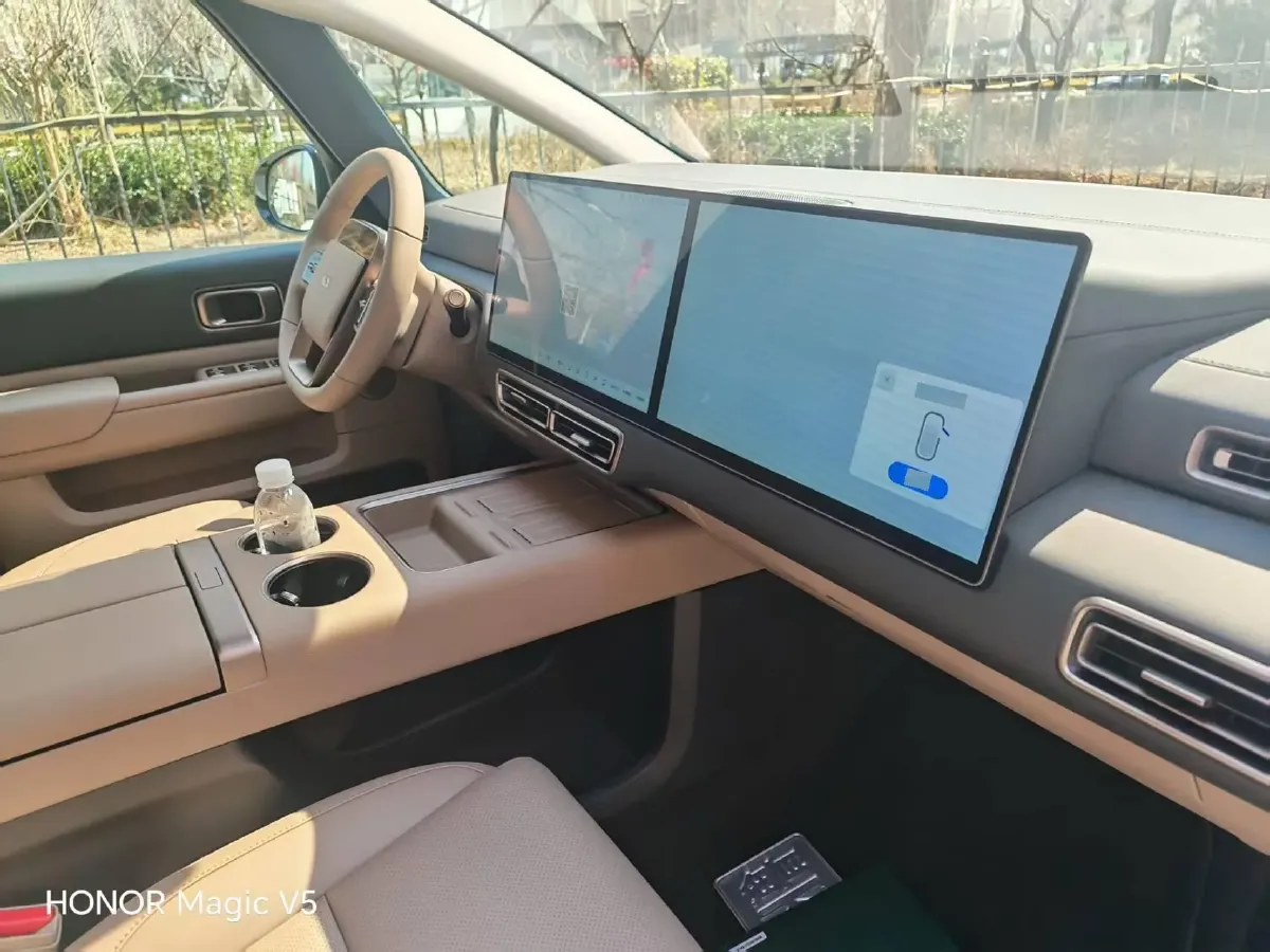 2025 Li MEGA BEV,autocango,china used car exporter,china ev exporter,chinese used car exporter,chinese used ev exporter