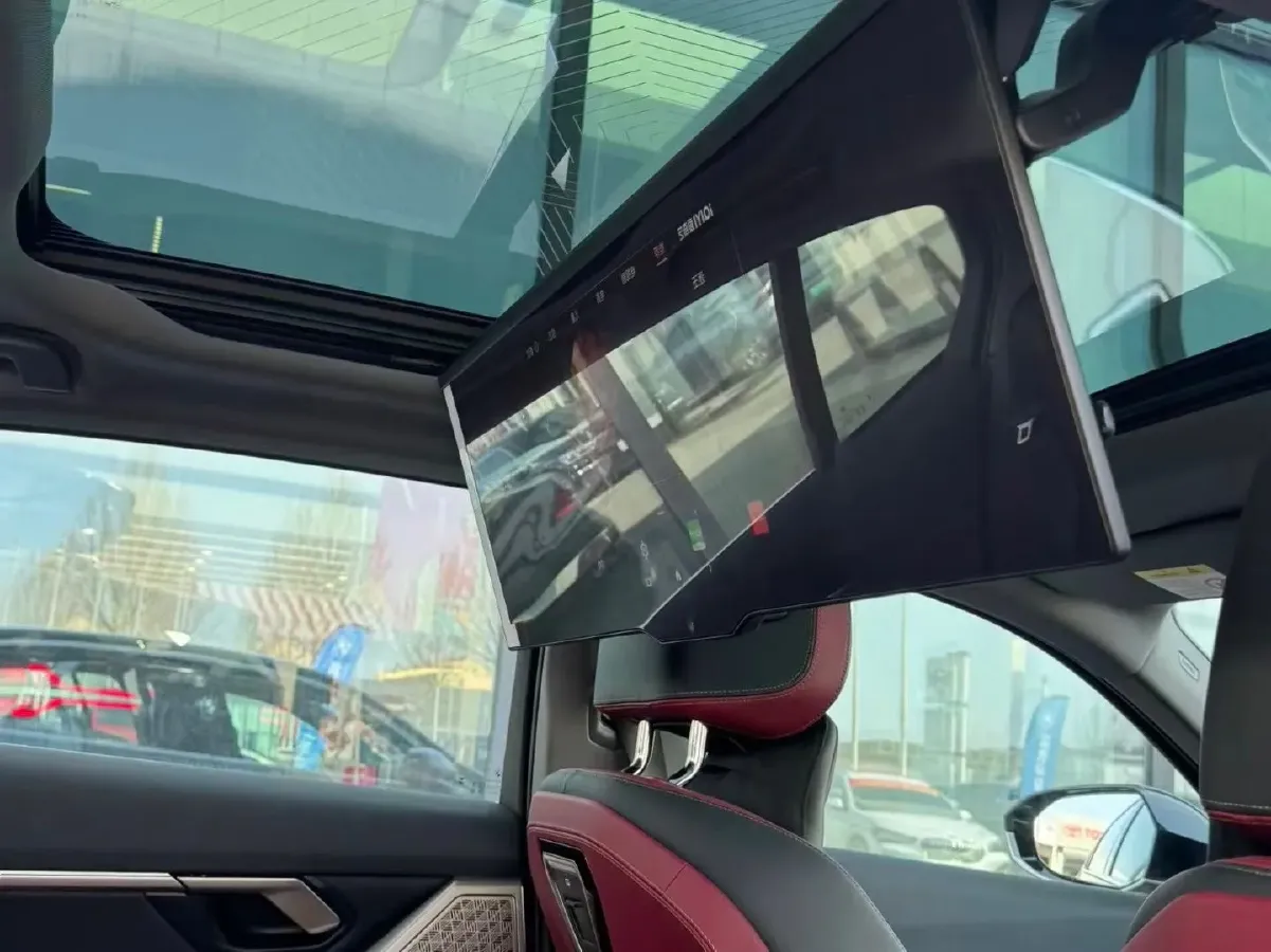 2024 BMW 5 Series 2.0T 258HP L4 8AT,autocango,china used car exporter,china ev exporter,chinese used car exporter,chinese used ev exporter