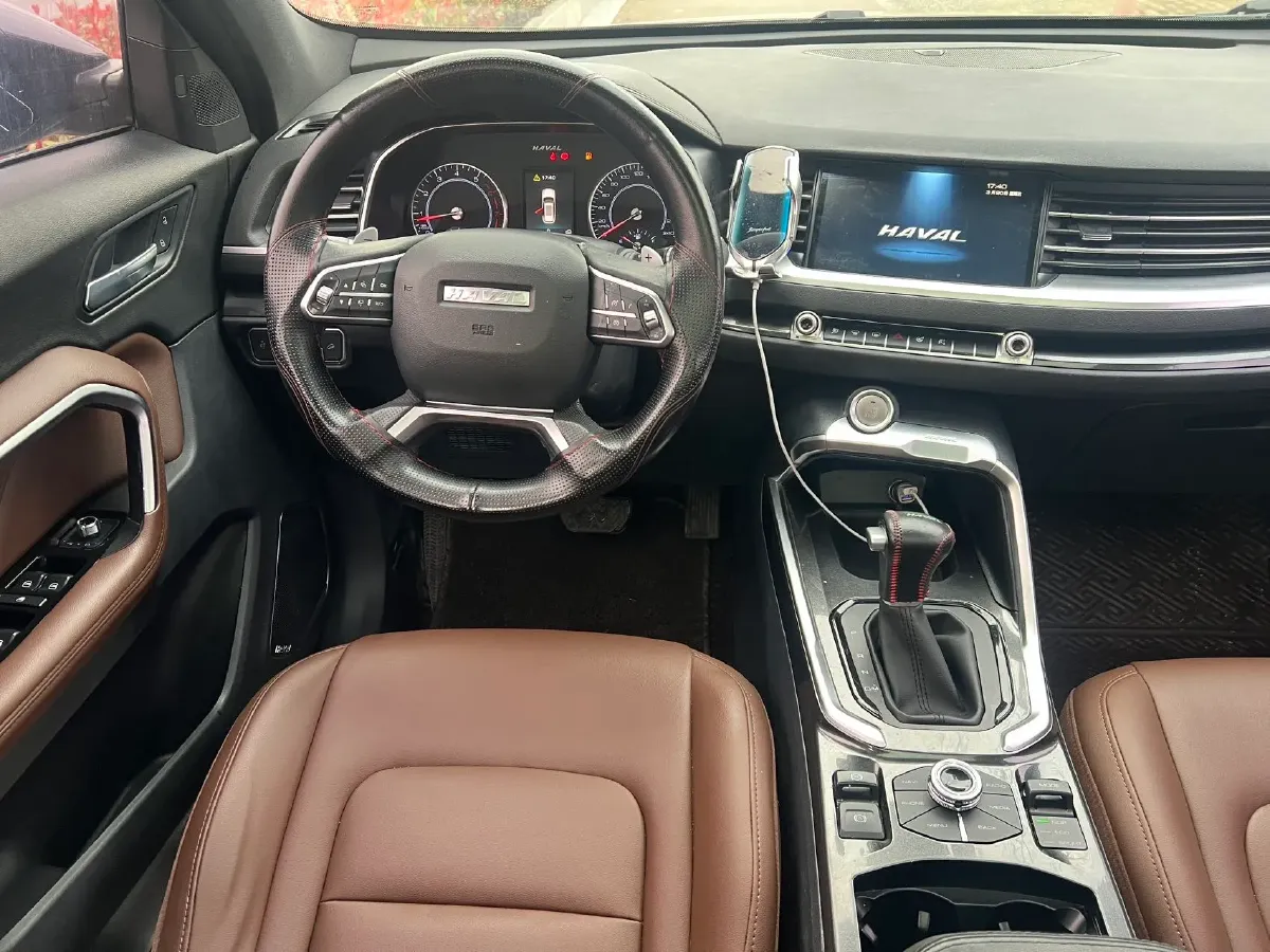 2018 Haval H6 2.0T 197HP L4 7DCT,autocango,china used car exporter,china ev exporter,chinese used car exporter,chinese used ev exporter