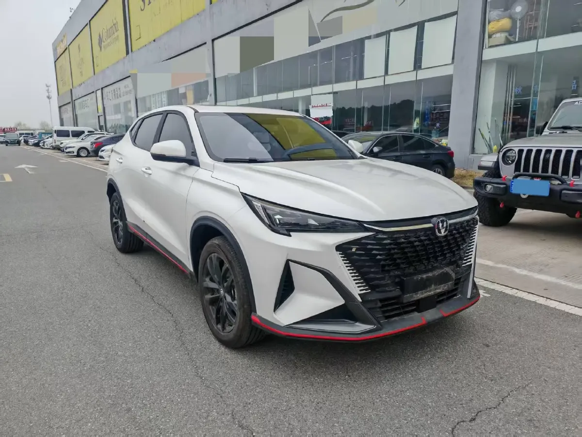 2025 ChangAn X5 PLUS 1.5T 188HP L4 7DCT,autocango,china used car exporter,china ev exporter,chinese used car exporter,chinese used ev exporter
