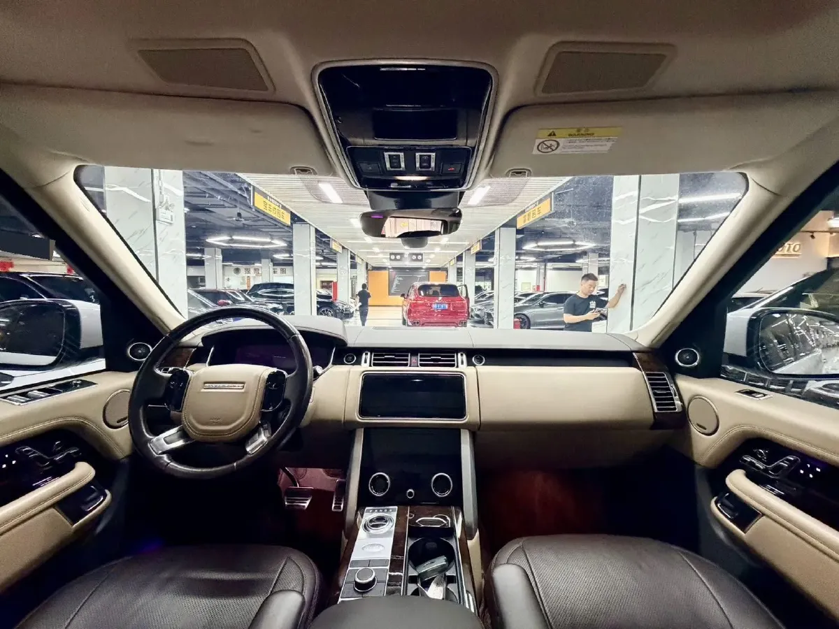 2020 Land Rover Range Rover 3.0T 400HP L6 8AT,autocango,china used car exporter,china ev exporter,chinese used car exporter,chinese used ev exporter