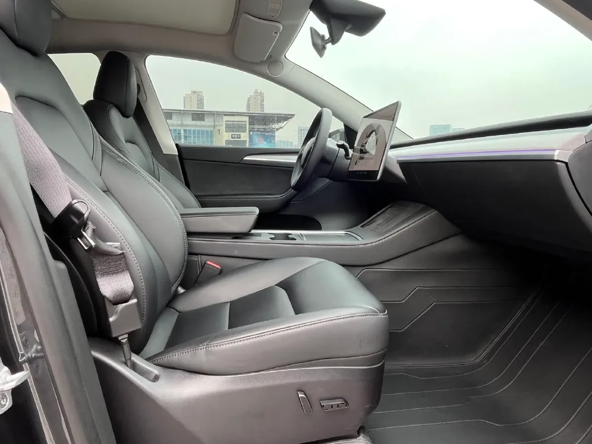 2024 Iveco OuSheng BEV 77.28KWH,autocango,china used car exporter,china ev exporter,chinese used car exporter,chinese used ev exporter