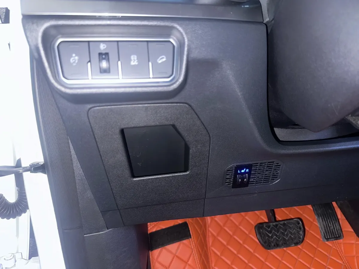 2021 Haval H6 1.5T 169HP L4 7DCT,autocango,china used car exporter,china ev exporter,chinese used car exporter,chinese used ev exporter