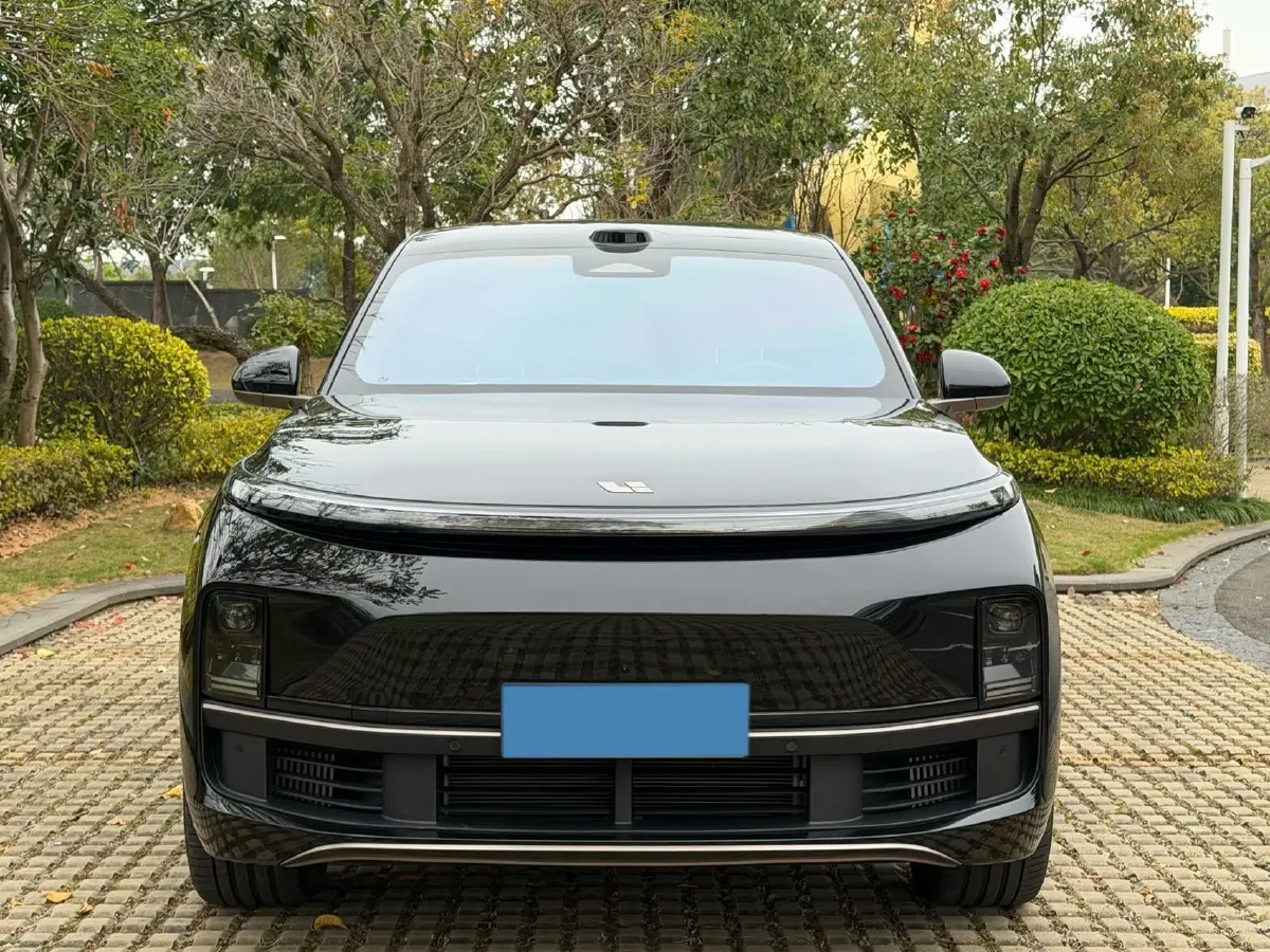 2025 Li L9 Range Extended 154HP REEV,autocango,china used car exporter,china ev exporter,chinese used car exporter,chinese used ev exporter