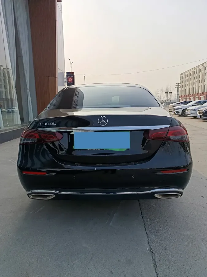 2022 Mercedes-Benz E Class 2.0T 258HP L4 9AT,autocango,china used car exporter,china ev exporter,chinese used car exporter,chinese used ev exporter