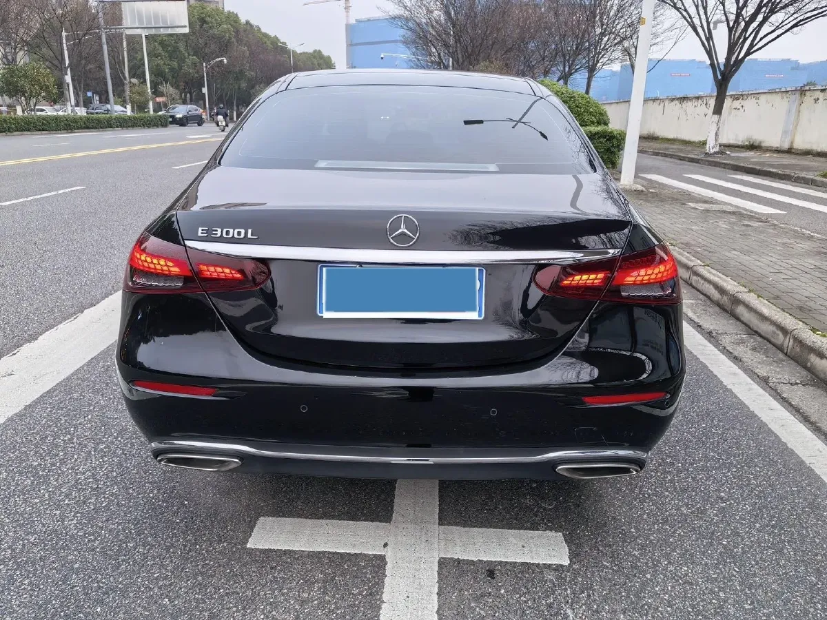 2023 Mercedes-Benz E Class 2.0T 258HP L4 9AT,autocango,china used car exporter,china ev exporter,chinese used car exporter,chinese used ev exporter